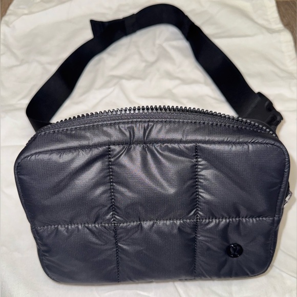 Lululemon quilted grid belt bag 1.5L - Picture 11 of 11